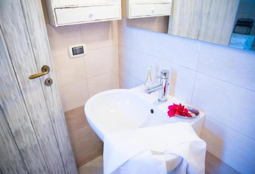 סוויטה נוף לים, Agriturismo La Palascìa Masseria Agreste