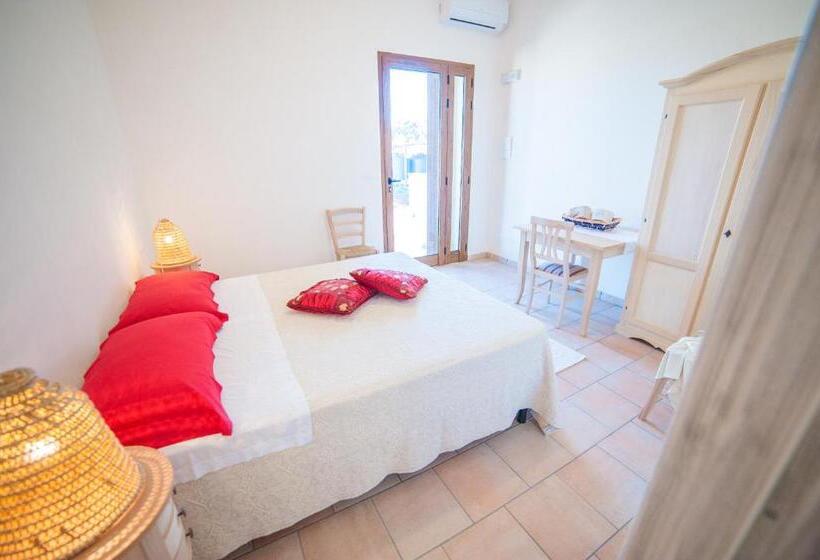 חדר סטנדרט, Agriturismo La Palascìa Masseria Agreste