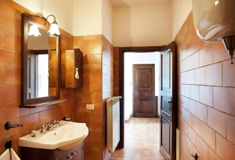 شقة غرفة واحدة, Tenuta San Felice