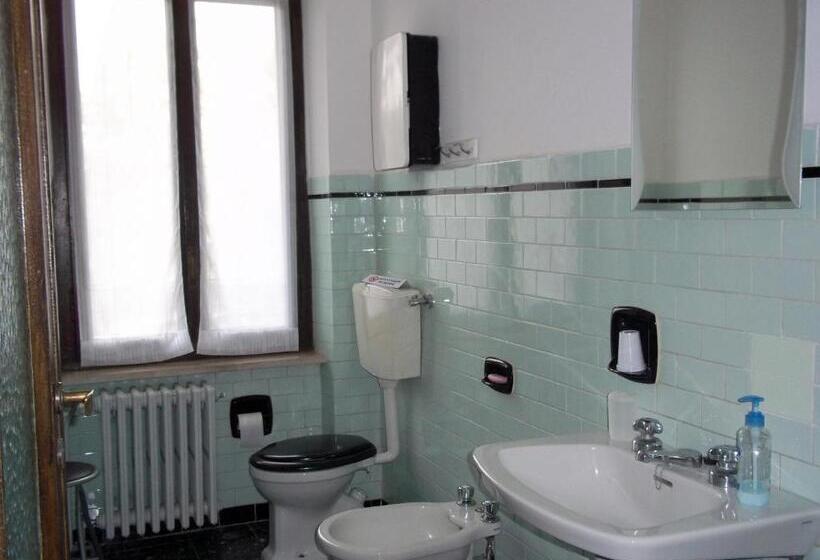 标准单人间, Il Tiglio