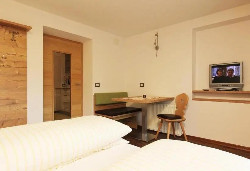 Standard-studio, Villa Hilde