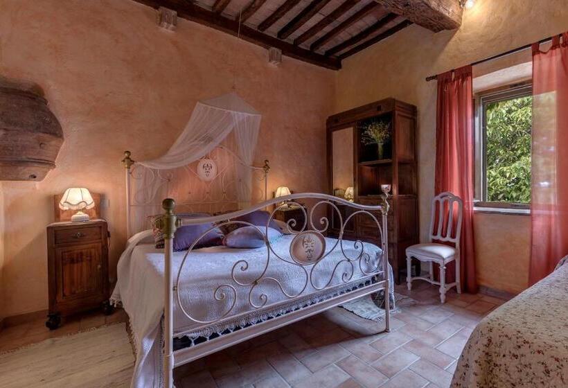 شقة غرفة واحدة, La Palazzina