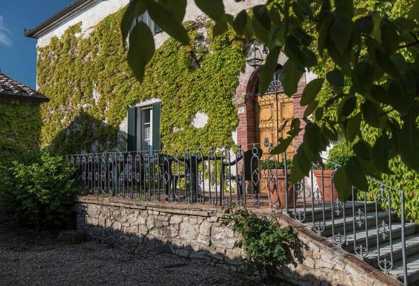 شقة غرفتين, La Palazzina