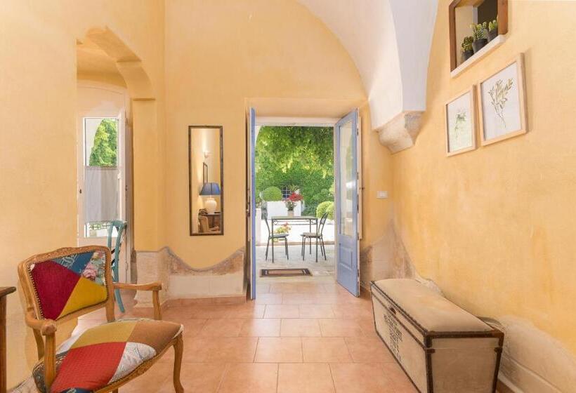 Люкс, Masseria La Macchiola & Corti Del Mito