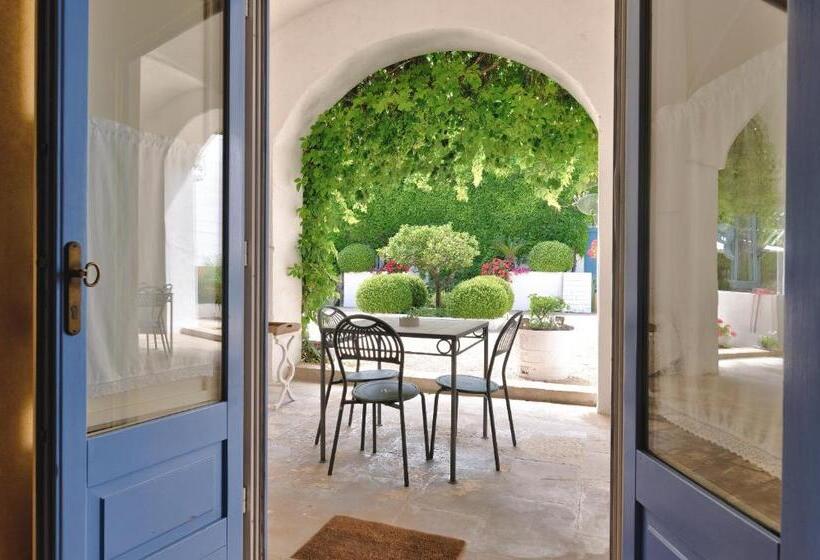 חדר משפחתי נוף לגינה, Masseria La Macchiola & Corti Del Mito