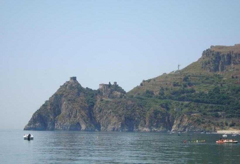 اتاق استاندارد با بالکن, San Giacomo