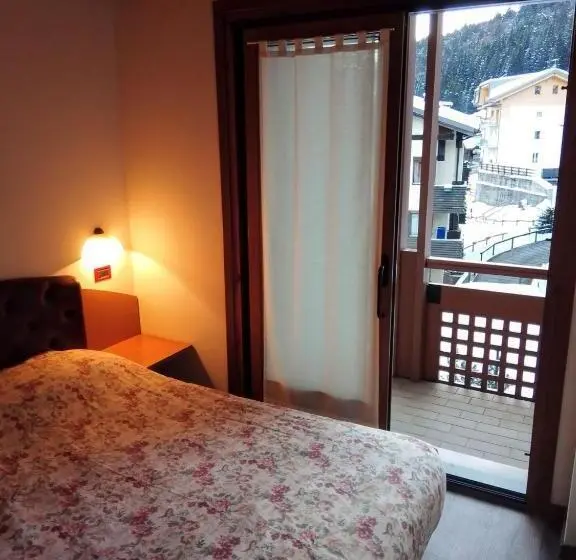 آپارتمان 2 خوابه, Residence Orsa Maggiore