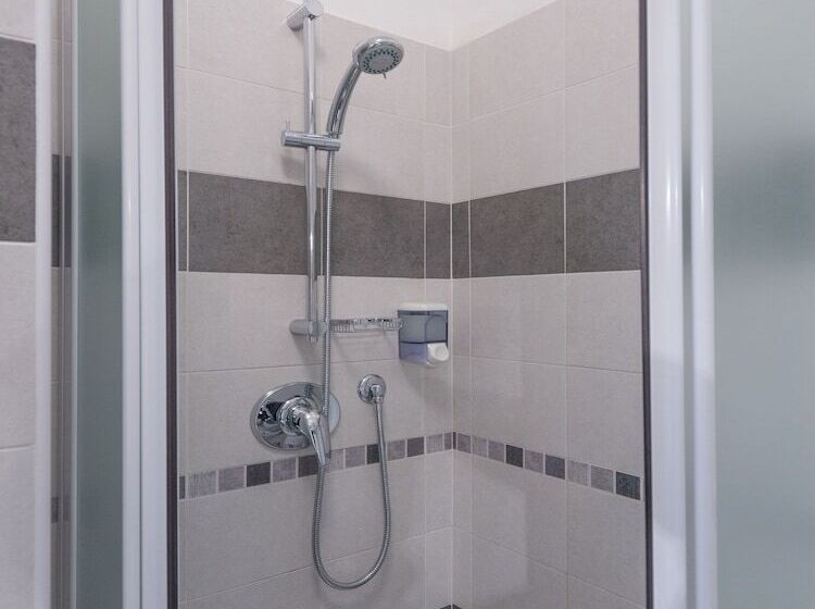 2 Bedroom Apartment Side Sea View, Residence San Valentino