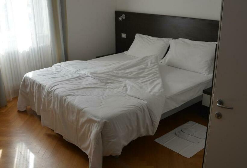 غرفة قياسية, Garnì Villa Waiz