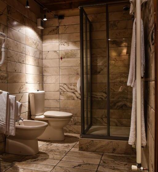 スタンダードスタジオ, Agriturismo Cascina Rosengana