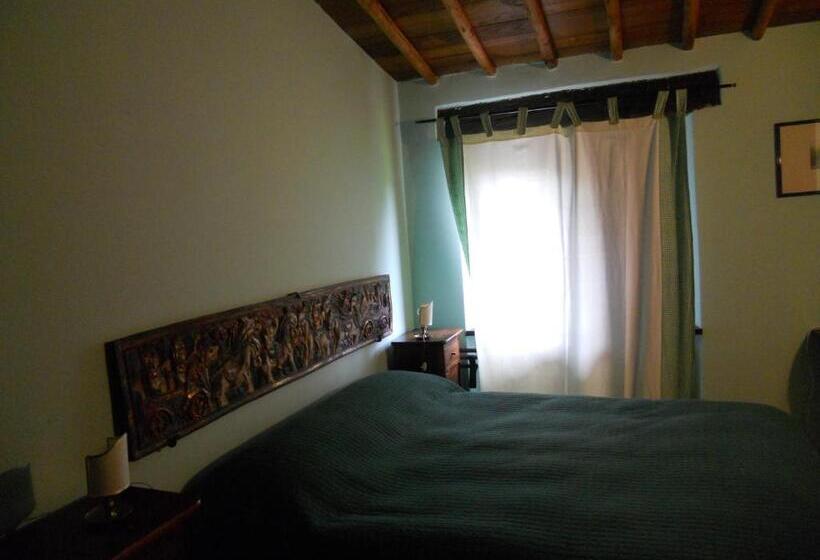 غرفة قياسية, Il Giardino Degli Ulivi