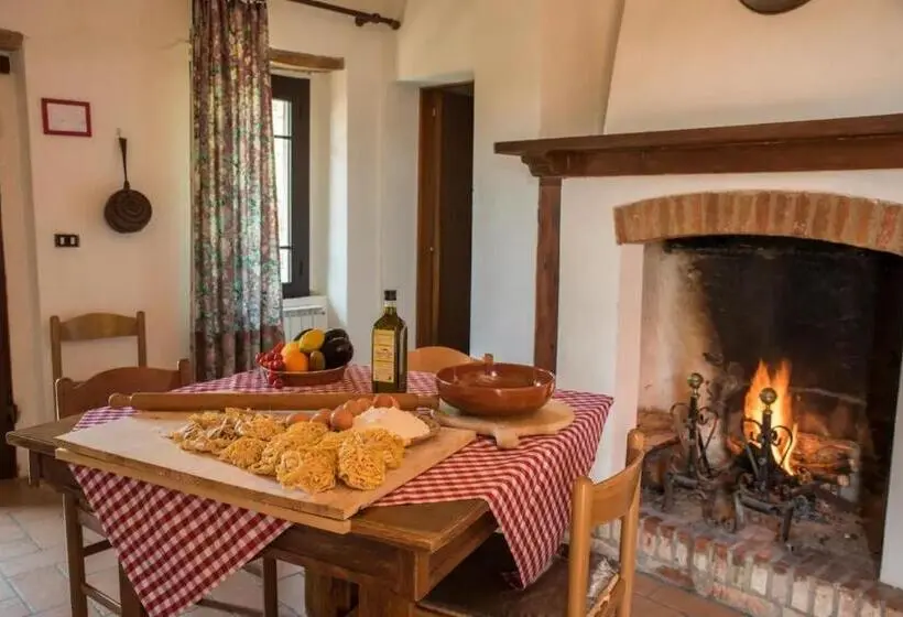 Huoneisto 2 Makuuhuonetta, Tenuta Di Caiolo