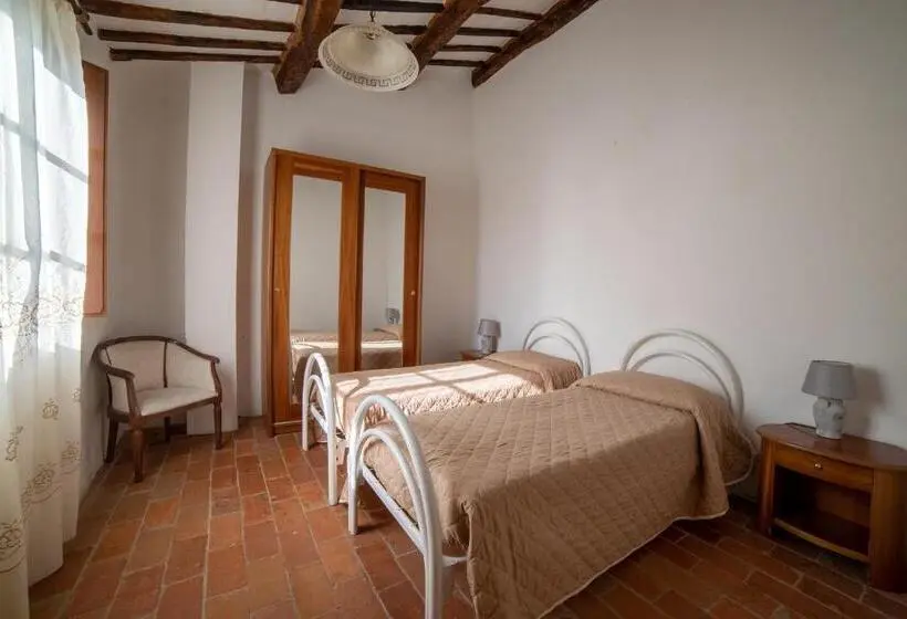 Villa 3 Makuuhuonetta, Tenuta Di Caiolo
