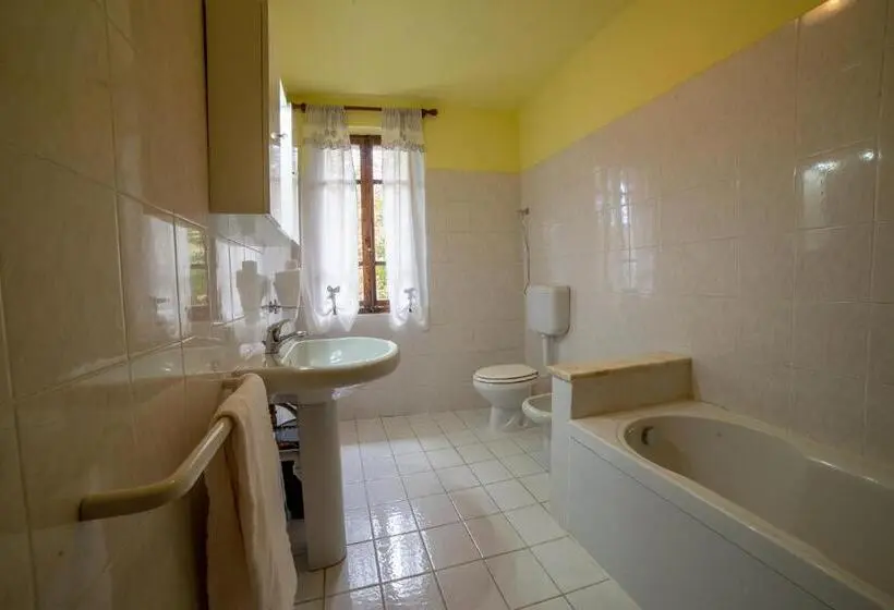 Talo 2 Makuuhuonetta, Tenuta Di Caiolo