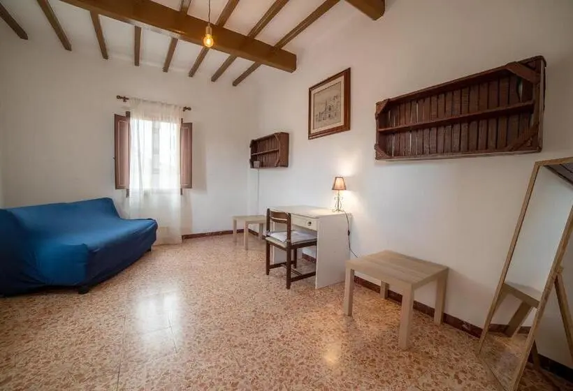 Talo 2 Makuuhuonetta, Tenuta Di Caiolo
