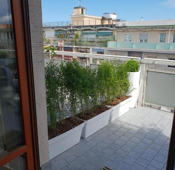 اتاق استاندارد با چشم‌انداز دریا, La Dimora Del Conte