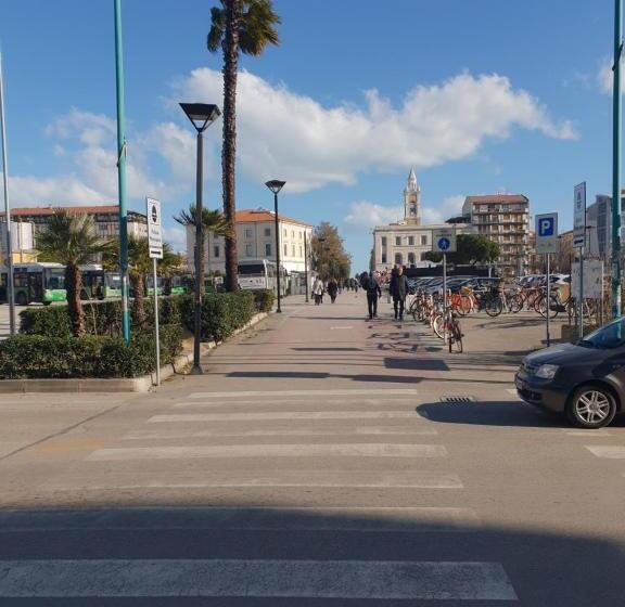 اتاق استاندارد با چشم‌انداز دریا, La Dimora Del Conte