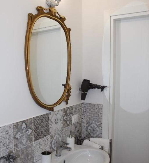 اتاق سوپریور, La Dimora Del Conte