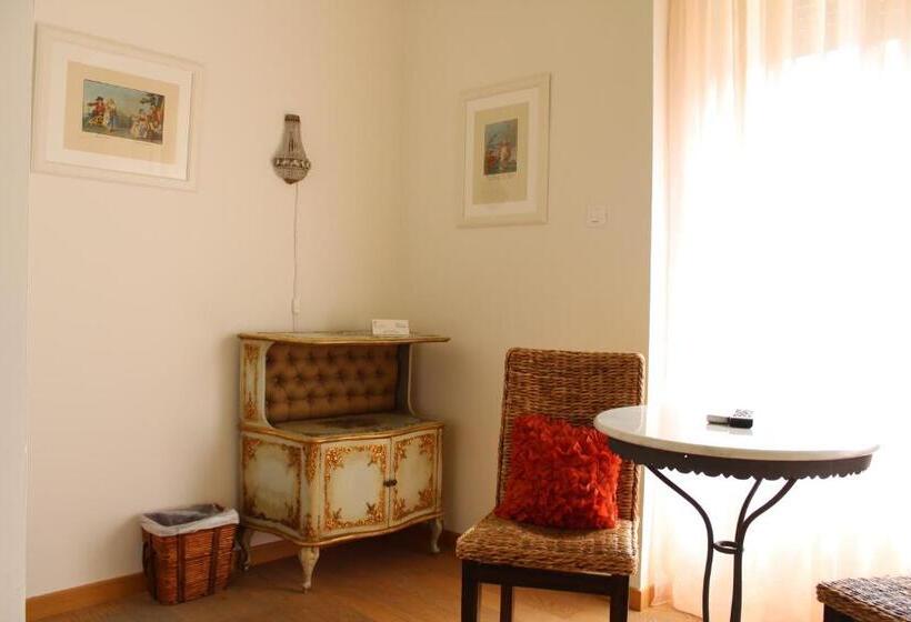 اتاق سوپریور, La Dimora Del Conte