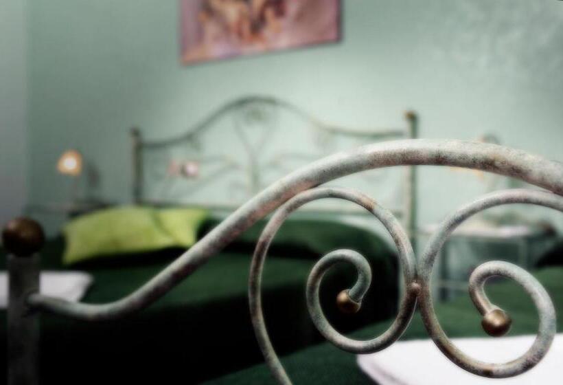 스탠다드 트리플 룸, Maison De Lussy