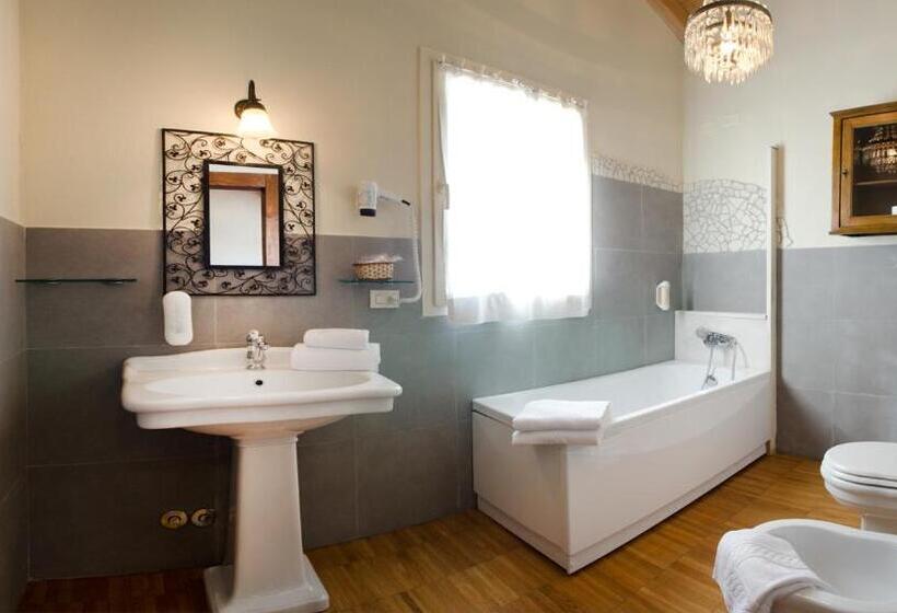 غرفة سوبيريور رباعية, Osteria E Locanda Del Viaggiatore