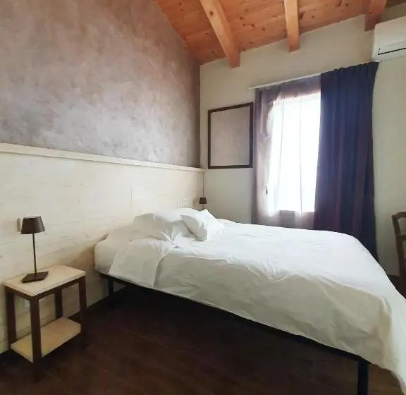 スタンダードシングルルーム, Osteria E Locanda Del Viaggiatore