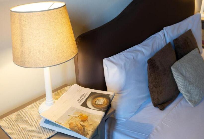 סטודיו סופריור, Residence Ferraud