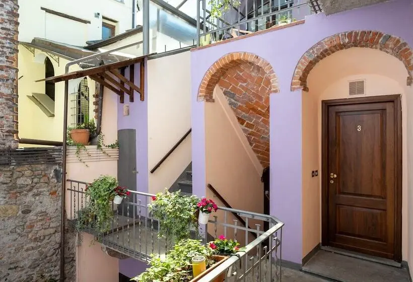 スーペリアスタジオ, Residence Ferraud