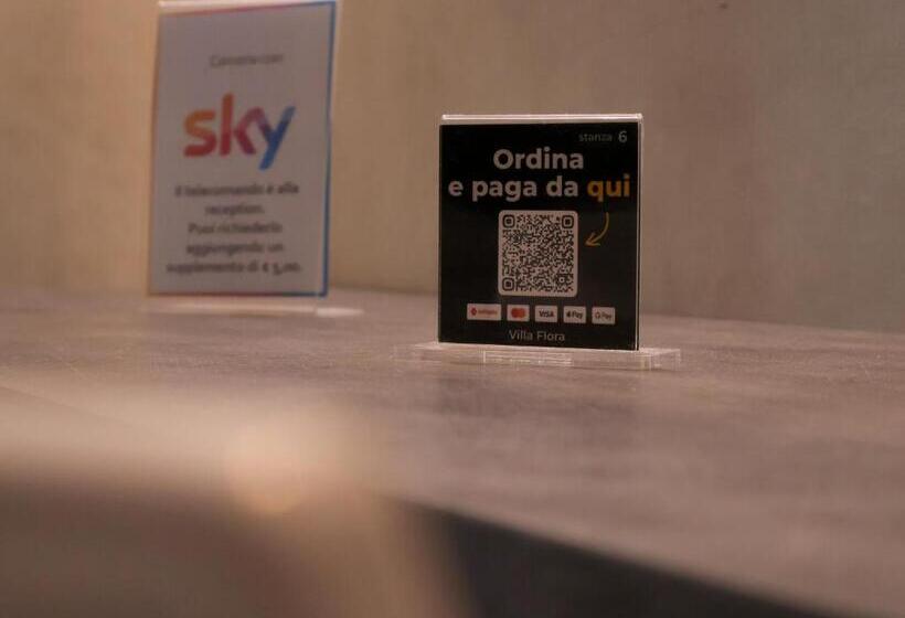 수피리어 스튜디오, Villa Flora