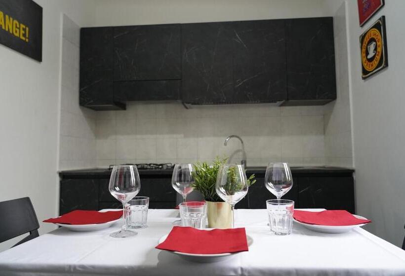 컴포트 트리플 룸, Villa Flora