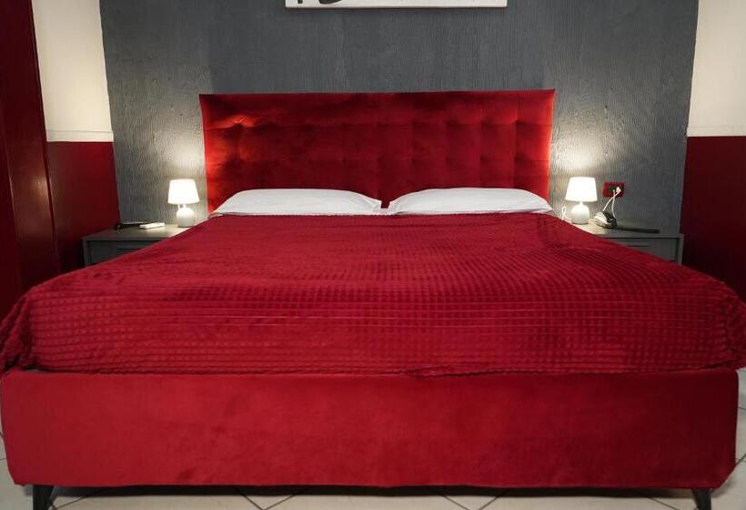 컴포트 트리플 룸, Villa Flora