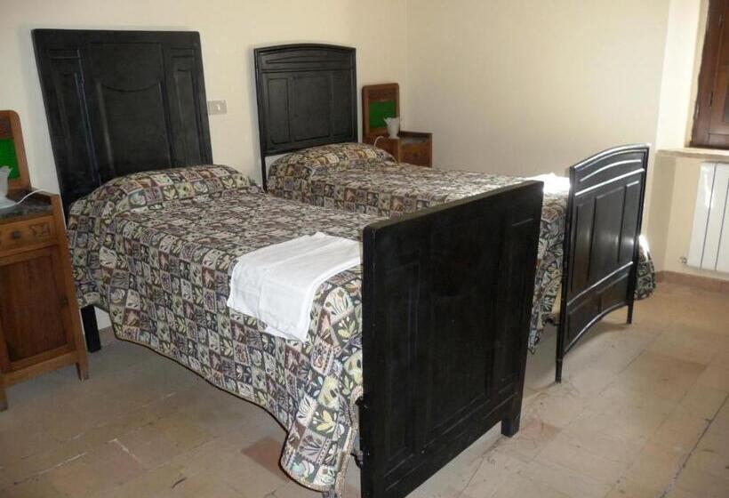 带1个卧室带泳池的公寓, Agriturismo Gli Ippocastani