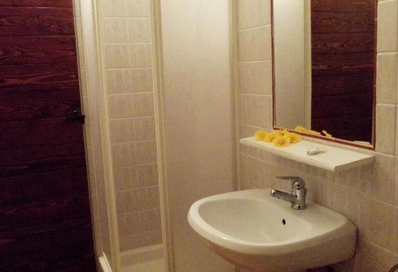 带1个卧室带花园景观的公寓, Agriturismo Gli Ippocastani