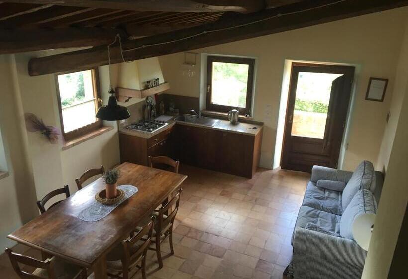 带花园景观及2个卧室的公寓, Godiolo