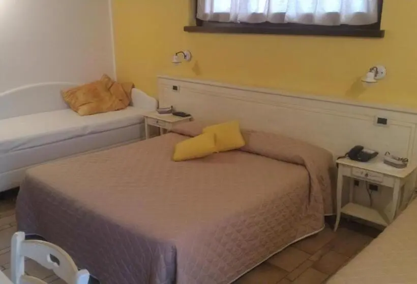 اتاق استاندارد سه نفره, Agriturismo La Dimora Del Contadino