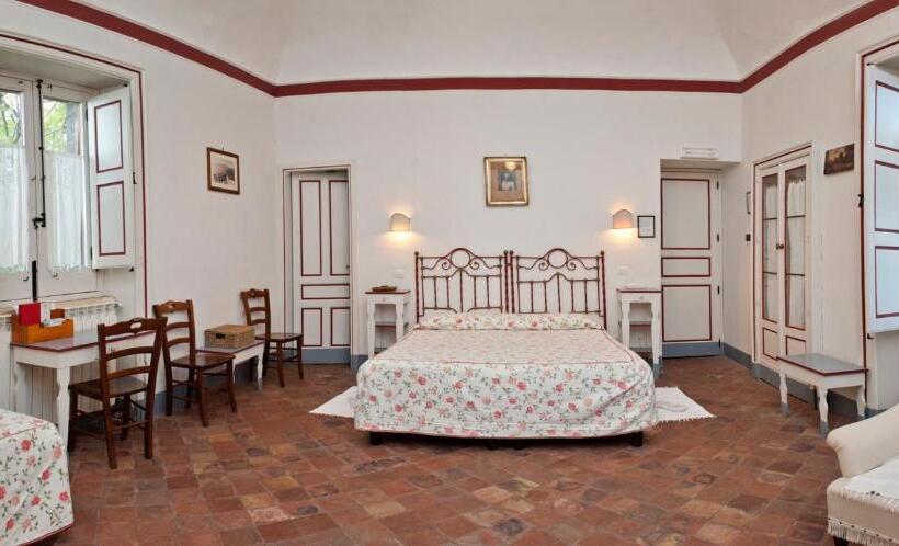 スタンダード４人部屋, Case Perrotta