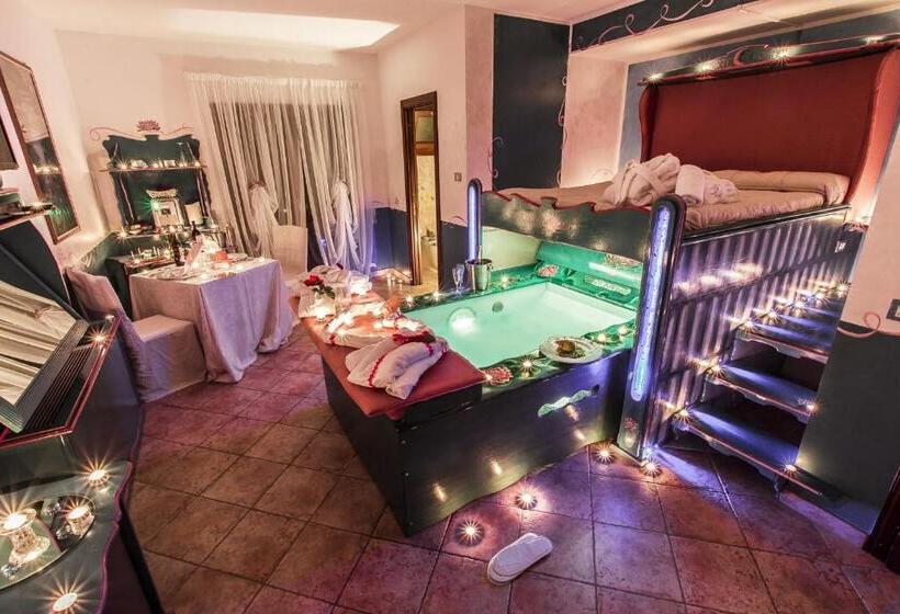 سوییت, Corte In Fiore