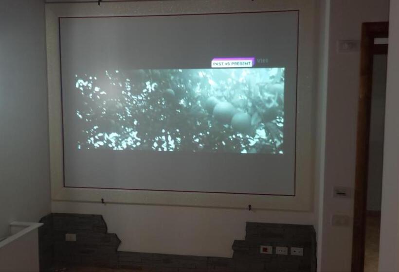 سوییت پرستیژ, Corte In Fiore