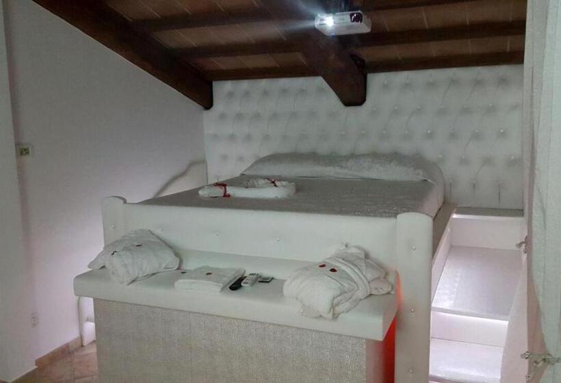 سوییت پرستیژ, Corte In Fiore