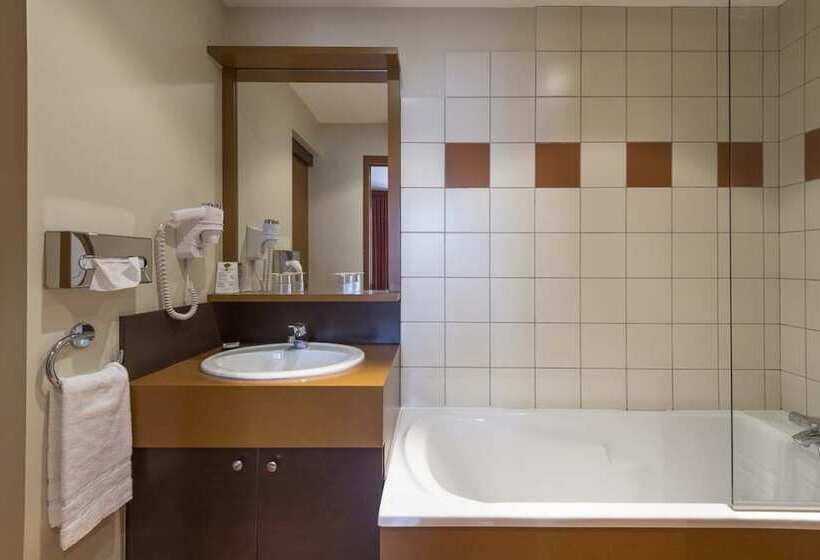 スタンダードルーム, La Couronne