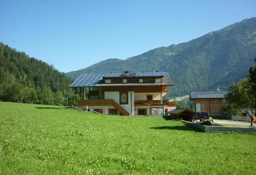 Standard Kolmen Hengen Huone, Pension Wiesenhof
