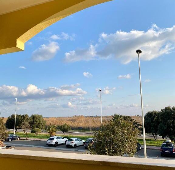 חדר סטנדרט נוף לים עם מרפסת, Il Fenicottero B&b