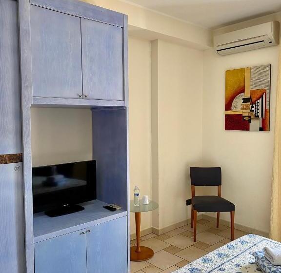 חדר סטנדרט נוף לים עם מרפסת, Il Fenicottero B&b