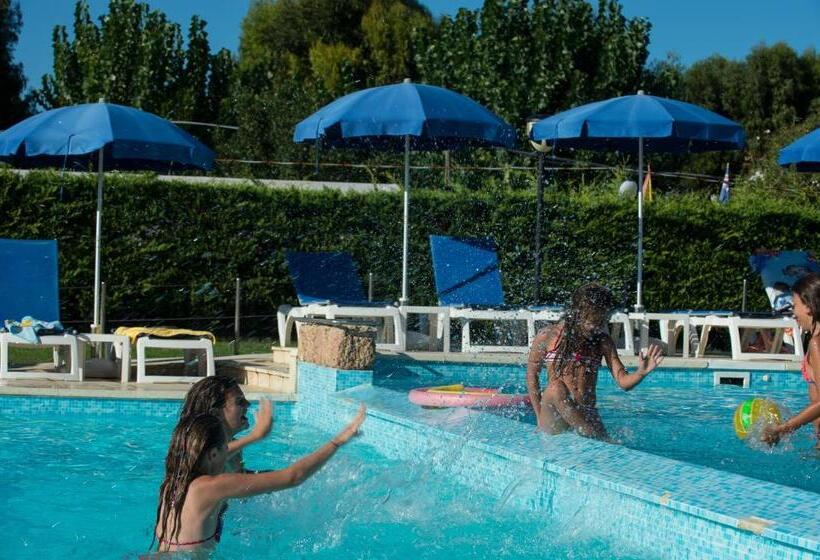 דירת חדר, Residence Borgomare