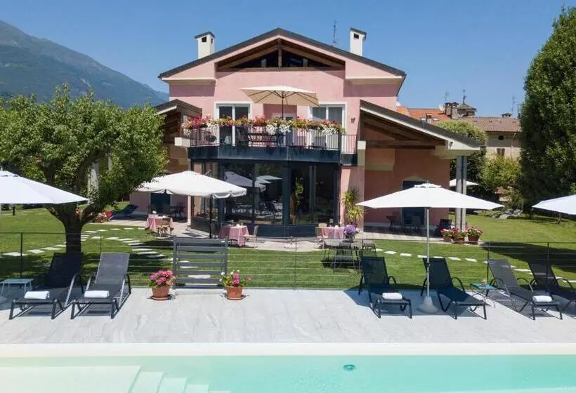 プールビュースタンダードルーム, Villa Costantina With Heated Pool