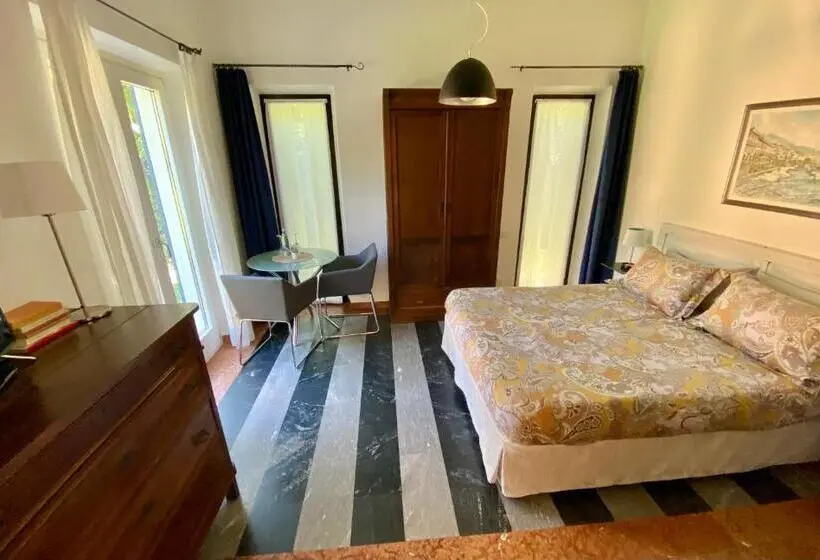 マウンテンビュースタンダードルーム, Villa Costantina With Heated Pool