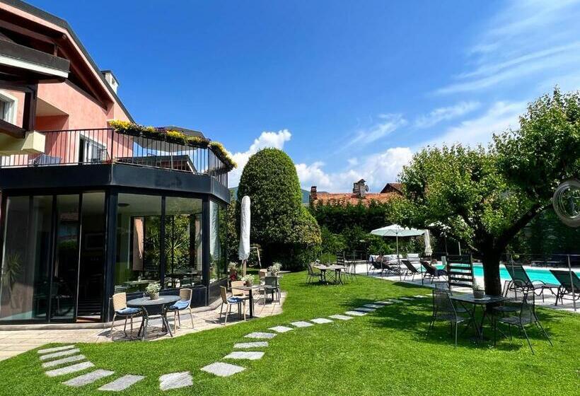 استودیو استاندارد با چشم‌انداز باغ, Villa Costantina With Heated Pool