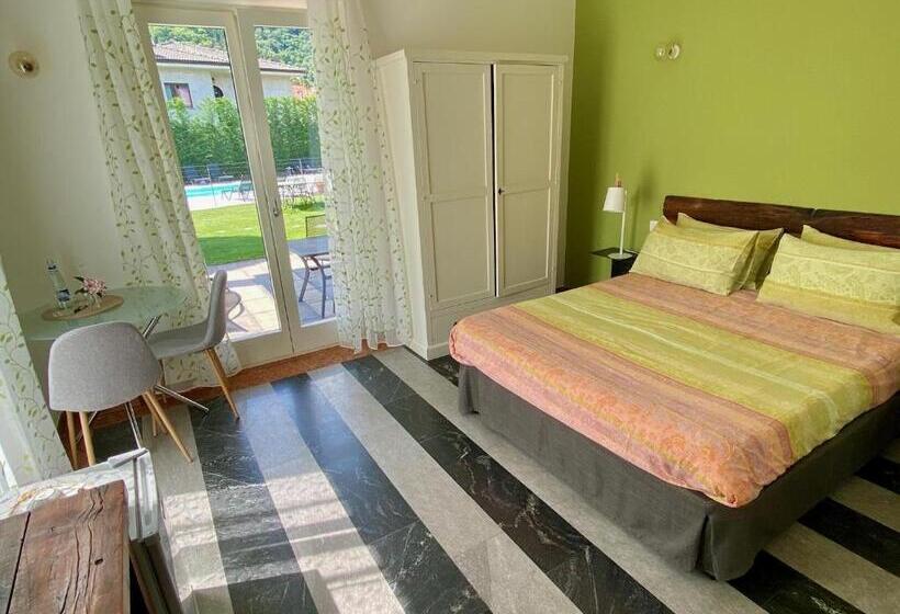 اتاق استاندارد با چشم‌انداز استخر, Villa Costantina With Heated Pool