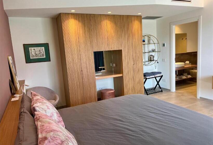 Номер Deluxe Кровать Кинг, Villa Costantina With Heated Pool