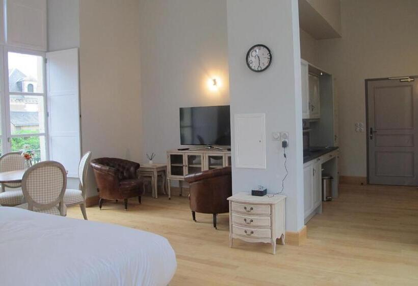 高级工作室, Chateau De Jalesnes